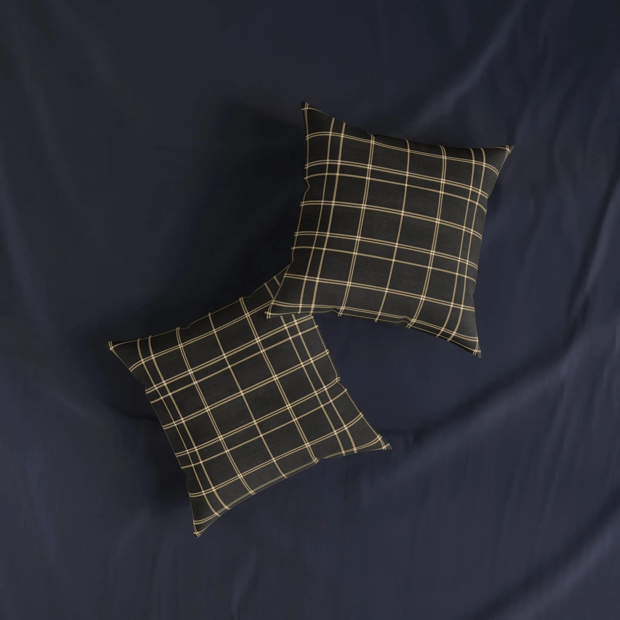 Renée Throw Pillow