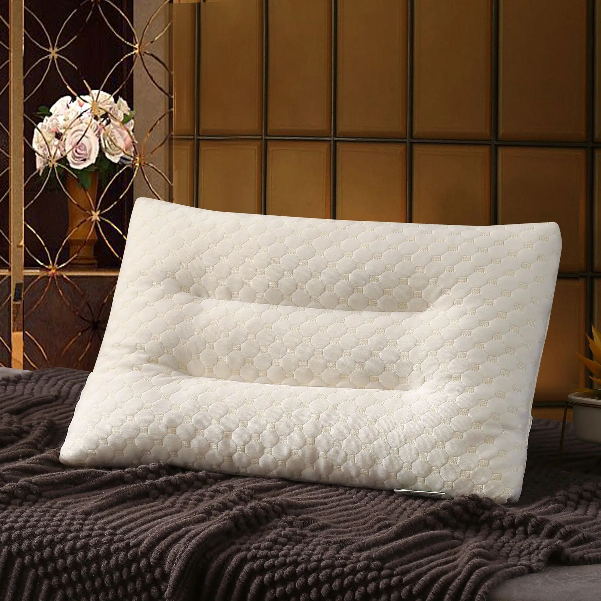 Soft Latex Granular Pillow for Cervical Vertebrae Massage Pillow