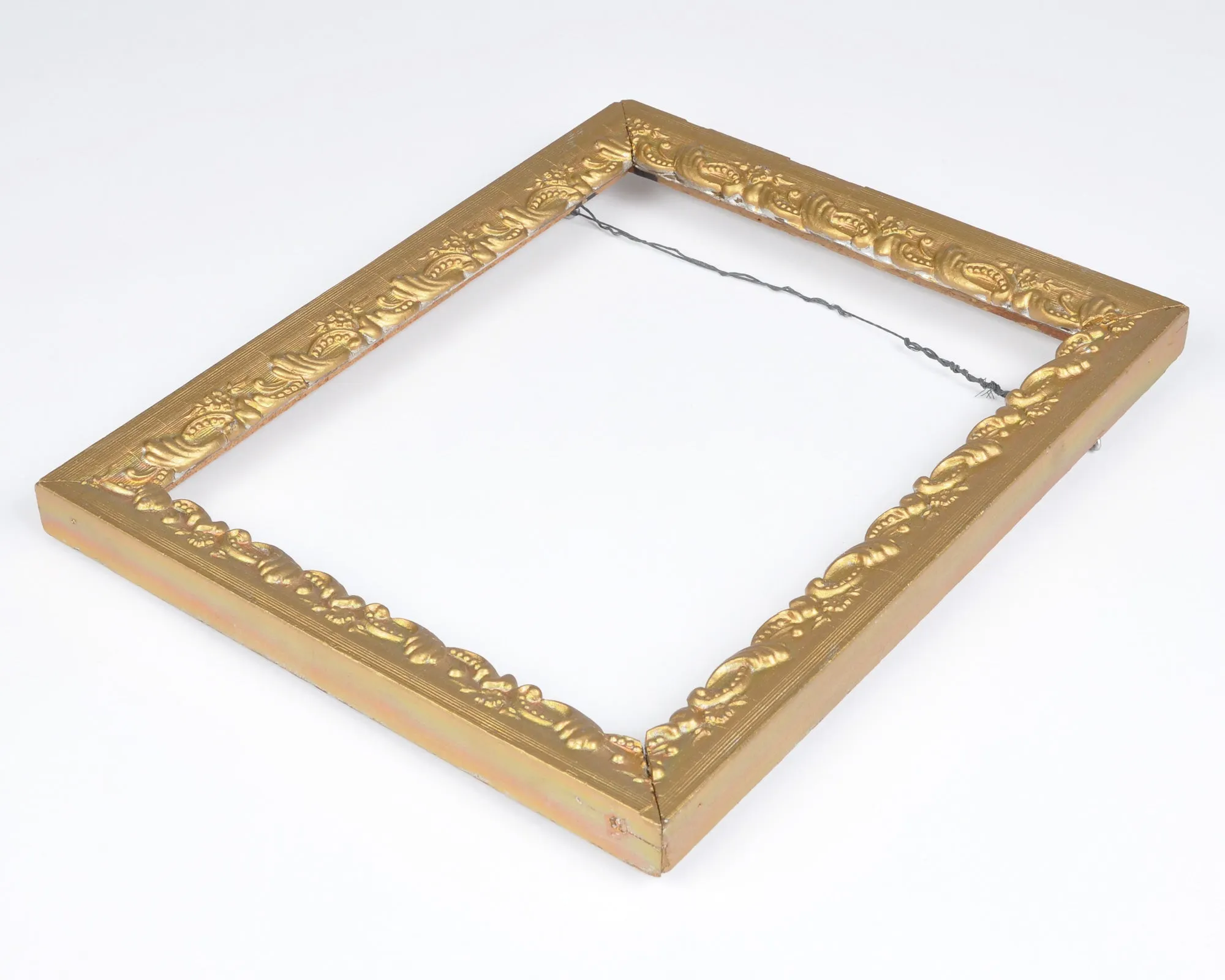 Vintage Ornate Wooden Picture Frame-Gold-Antique Victorian Style-8x10 Inch Canvas Frame