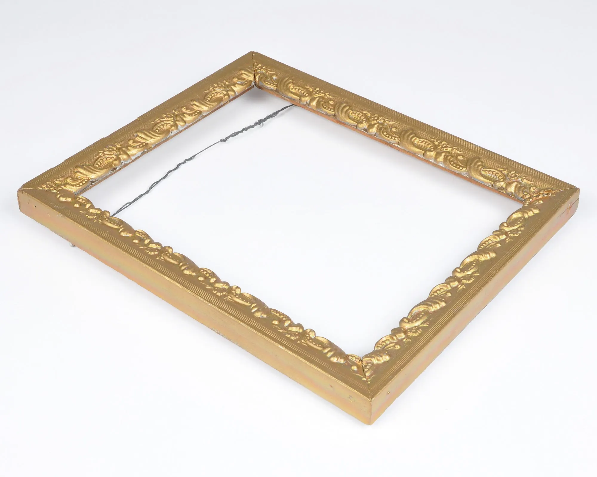 Vintage Ornate Wooden Picture Frame-Gold-Antique Victorian Style-8x10 Inch Canvas Frame